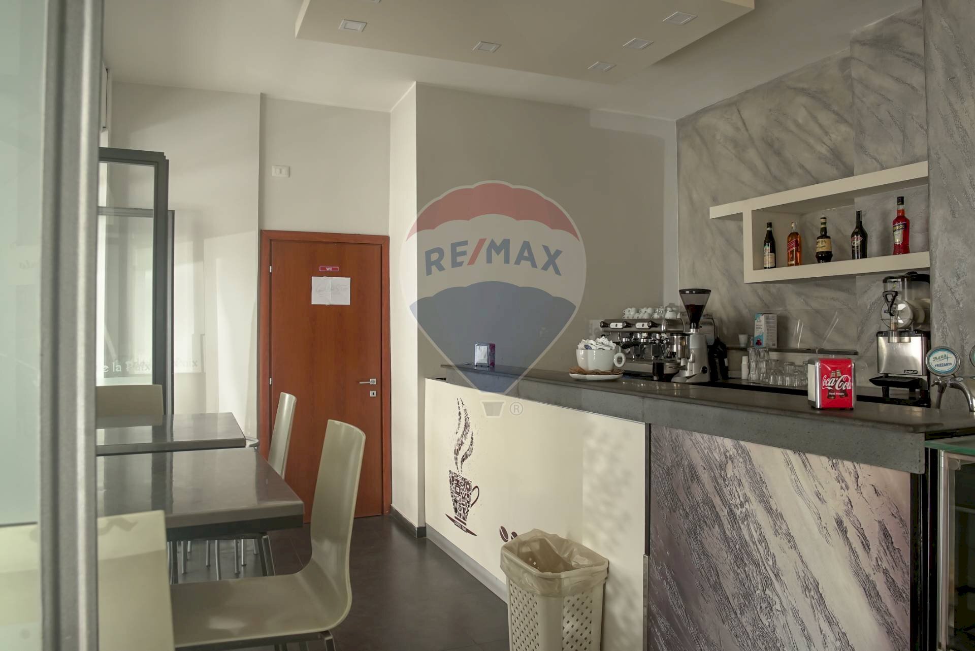 Sala da pranzo - Cafeteria - Cold Bar Via Gabriele D'annunzio
23, Catania - photo 2