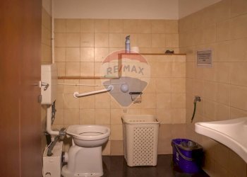 Bagno - Cafeteria - Cold Bar Via Gabriele D'annunzio
 
23, Catania - photo 7