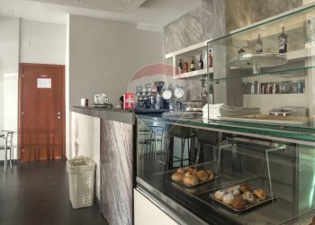 Cucina - Cafeteria - Cold Bar Via Gabriele D'annunzio
 
23, Catania - photo 20