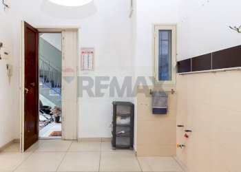 Edificio all\'aperto - Trilocale Via Giovanna Condorelli
 
28, Catania - foto 8