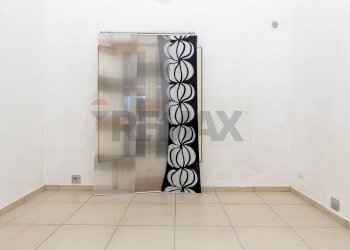 Stanza vuota - Trilocale Via Giovanna Condorelli
 
28, Catania - foto 12