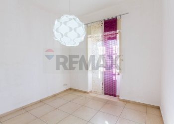 Stanza vuota - Trilocale Via Giovanna Condorelli
 
28, Catania - foto 16