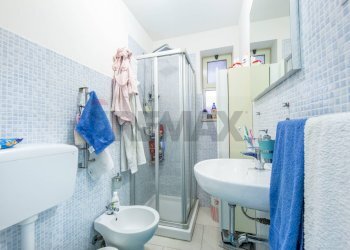 Bagno - Trilocale Via Giovanna Condorelli
 
28, Catania - foto 19