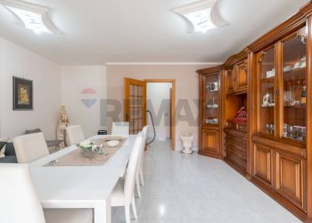 Sala da pranzo - Appartamento Via Giuseppe Pitrè
 
4, Caltagirone - foto 22