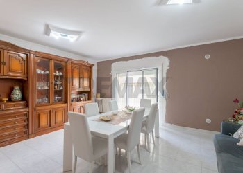 Sala da pranzo - Appartamento Via Giuseppe Pitrè
 
4, Caltagirone - foto 28