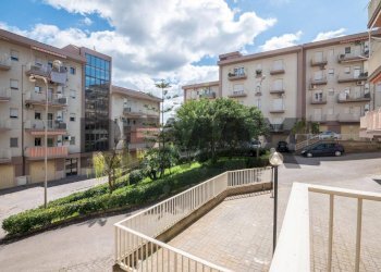 Edificio all\'aperto - Apartment Via Giuseppe Pitrè
 
4, Caltagirone - photo 15