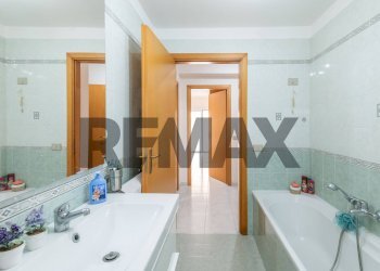Bagno - Apartment Via Giuseppe Pitrè
 
4, Caltagirone - photo 49