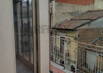 Balcone - Bilocale Via Strano
 
24, Paterno - foto 13