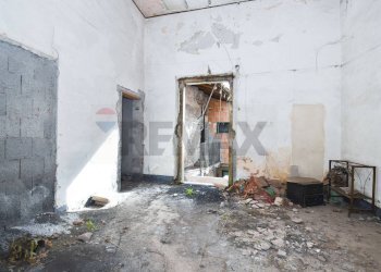 Stanza vuota - Casa semi indipendente Via Dafnica
287, Acireale - foto 9