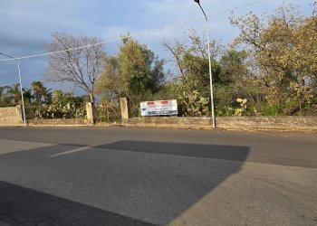 Edificio all\'aperto - Terreno agricolo Via Lanza
 
snc, Aci Sant'Antonio - foto 3