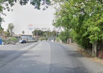 Edificio all\'aperto - Terreno agricolo Via Lanza
 
snc, Aci Sant'Antonio - foto 4