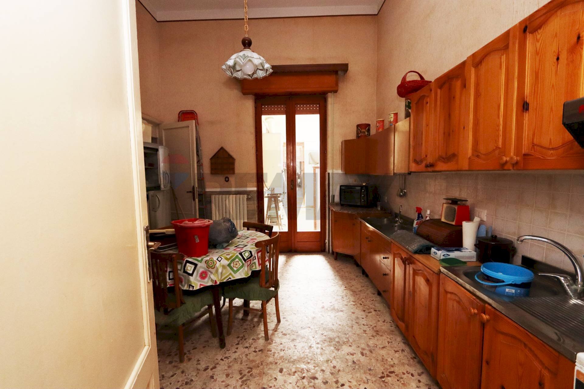 Cucina - Casa indipendente Via Cesare Battisti
 
33, Calatabiano - foto 2