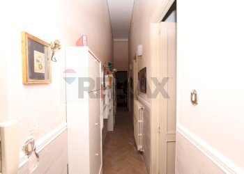 Hall / corridoio - Casa indipendente Via Cesare Battisti
 
33, Calatabiano - foto 5