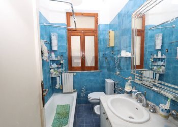 Bagno - Casa indipendente Via Cesare Battisti
 
33, Calatabiano - foto 7