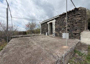 Casa all\'aperto - Terreno agricolo Strada Iazzo Vecchio
 
snc, Santa Maria di Licodia - foto 1