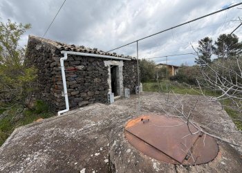 Casa all\'aperto - Terreno agricolo Strada Iazzo Vecchio
 
snc, Santa Maria di Licodia - foto 11