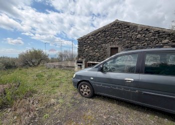 Casa all\'aperto - Terreno agricolo Strada Iazzo Vecchio
 
snc, Santa Maria di Licodia - foto 13