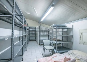 Dispensa di stoccaggio - Apartment Vittorio Emanuele III
 
32, Francofonte - photo 16