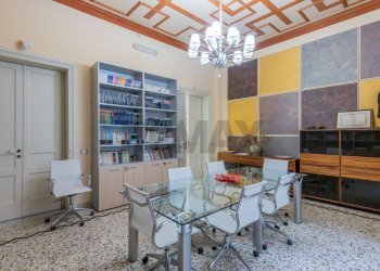 Sala da pranzo - Apartment Vittorio Emanuele III
 
32, Francofonte - photo 22