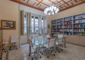 Sala da pranzo - Apartment Vittorio Emanuele III
 
32, Francofonte - photo 24