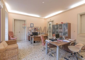Ufficio - Apartment Vittorio Emanuele III
 
32, Francofonte - photo 32