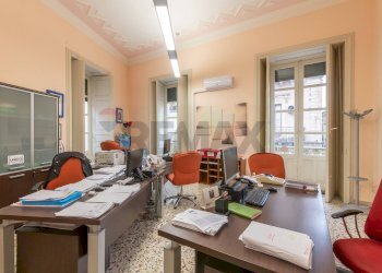 Ufficio - Apartment Vittorio Emanuele III
 
32, Francofonte - photo 49