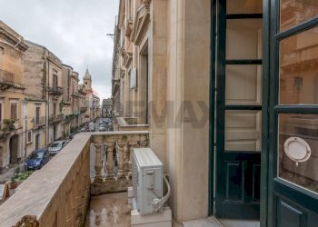 Balcone - Apartment Vittorio Emanuele III
 
32, Francofonte - photo 56