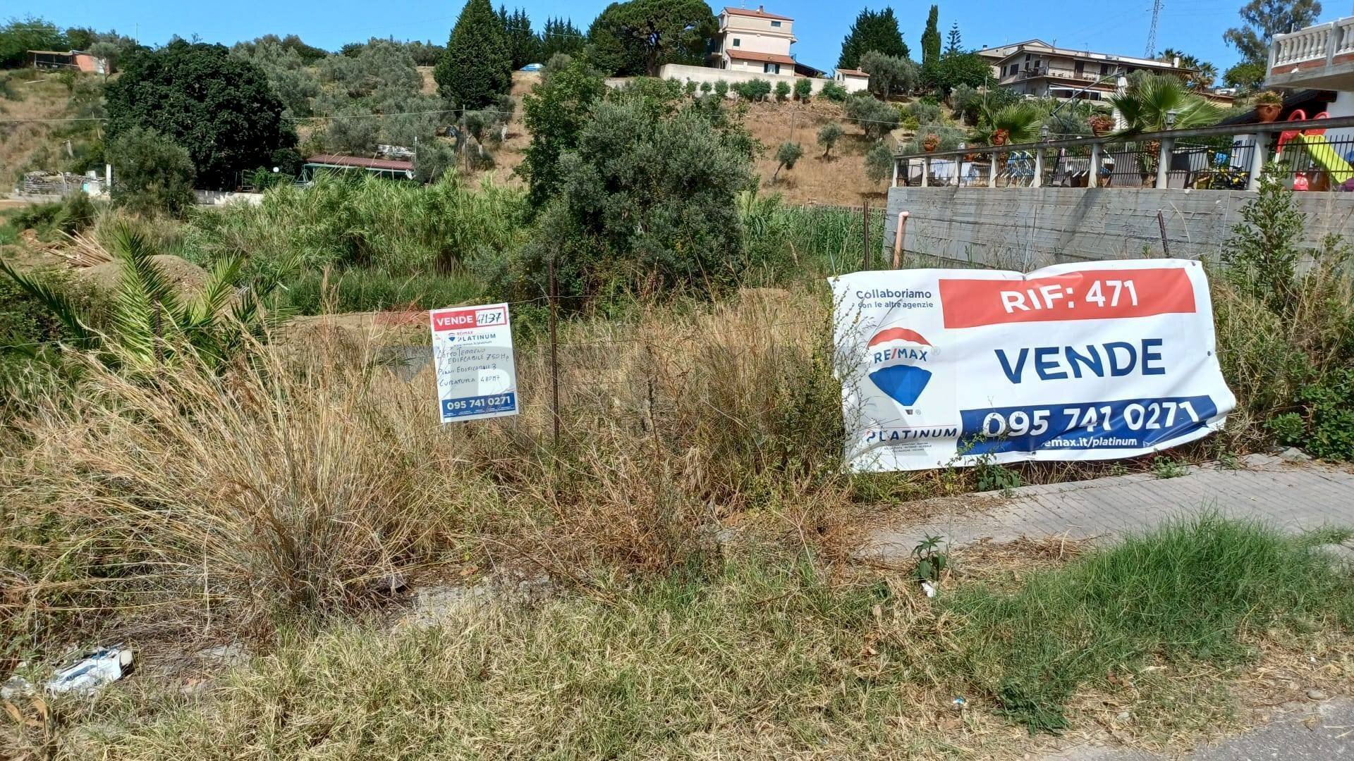 Non correlato - Terreno edificabile Località Cucchiara Oliveto
 
snc, Acquedolci - foto 1