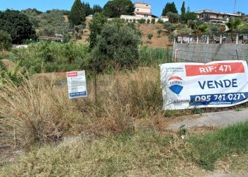 Non correlato - Terreno edificabile Località Cucchiara Oliveto
 
snc, Acquedolci - foto 1