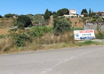 Non correlato - Terreno edificabile Località Cucchiara Oliveto
 
snc, Acquedolci - foto 6