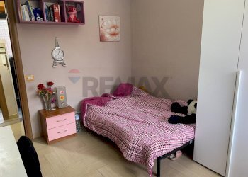 Camera / camera da letto - Villa a Schiera via sebastiano catania
 
292, Catania - foto 17