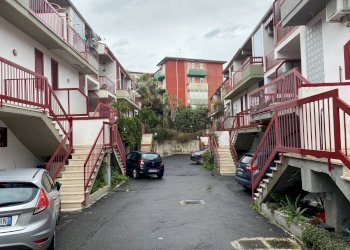 Edificio all\'aperto - Villa a Schiera via sebastiano catania
 
292, Catania - foto 34