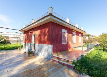 Casa all\'aperto - Villa Via Scirocco-Villaggio Delfino
 
1, Catania - foto 5