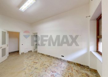 Stanza vuota - Villa via Billia
 
22, Saint-Vincent - photo 25