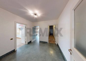 Stanza vuota - Villa via Billia
 
22, Saint-Vincent - photo 28