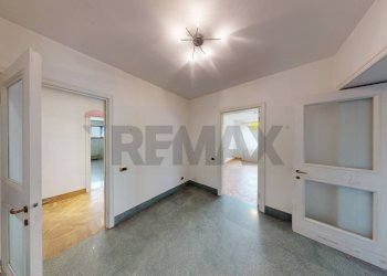 Stanza vuota - Villa via Billia
 
22, Saint-Vincent - photo 29