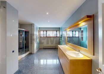 Bagno - Villa via Billia
 
22, Saint-Vincent - photo 36