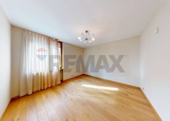 Stanza vuota - Villa via Billia
 
22, Saint-Vincent - photo 65