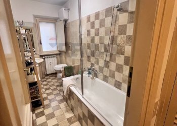 Bagno - Trilocale Via Nerola
 
12, Roma - foto 13