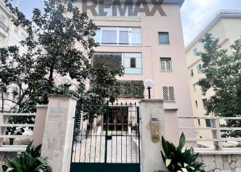 Edificio all\'aperto - Bilocale Via Nerola
16, Roma - foto 1