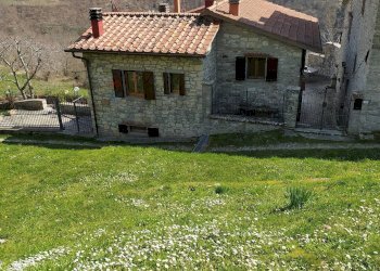 Casa all\'aperto - Villa località compito
 
9, Chiusi della Verna - foto 1