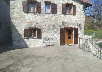 Casa all\'aperto - Villa località compito
 
9, Chiusi della Verna - foto 2