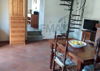 Sala da pranzo - Villa località compito
 
9, Chiusi della Verna - foto 8