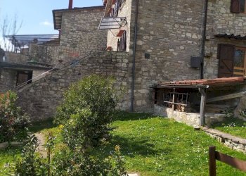 Casa all\'aperto - Villa località compito
 
9, Chiusi della Verna - foto 24