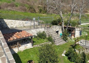 Giardino - Villa località compito
 
9, Chiusi della Verna - foto 28