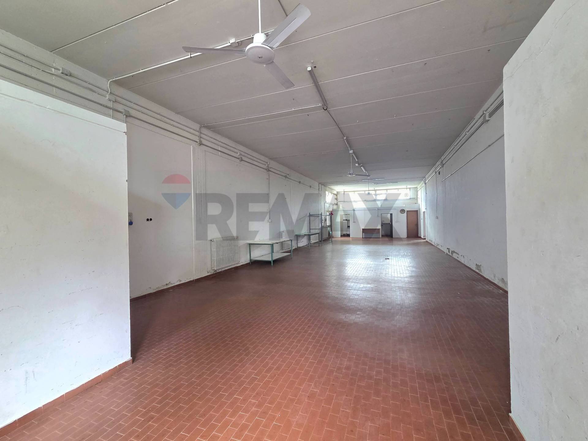 Parcheggio - Laboratory Piazza Silone
 
3, Figline e Incisa Valdarno - photo 2