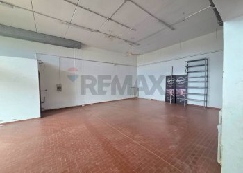 Stanza vuota - Laboratory Piazza Silone
 
3, Figline e Incisa Valdarno - photo 5