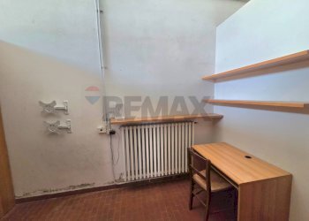 Ufficio - Laboratory Piazza Silone
 
3, Figline e Incisa Valdarno - photo 9