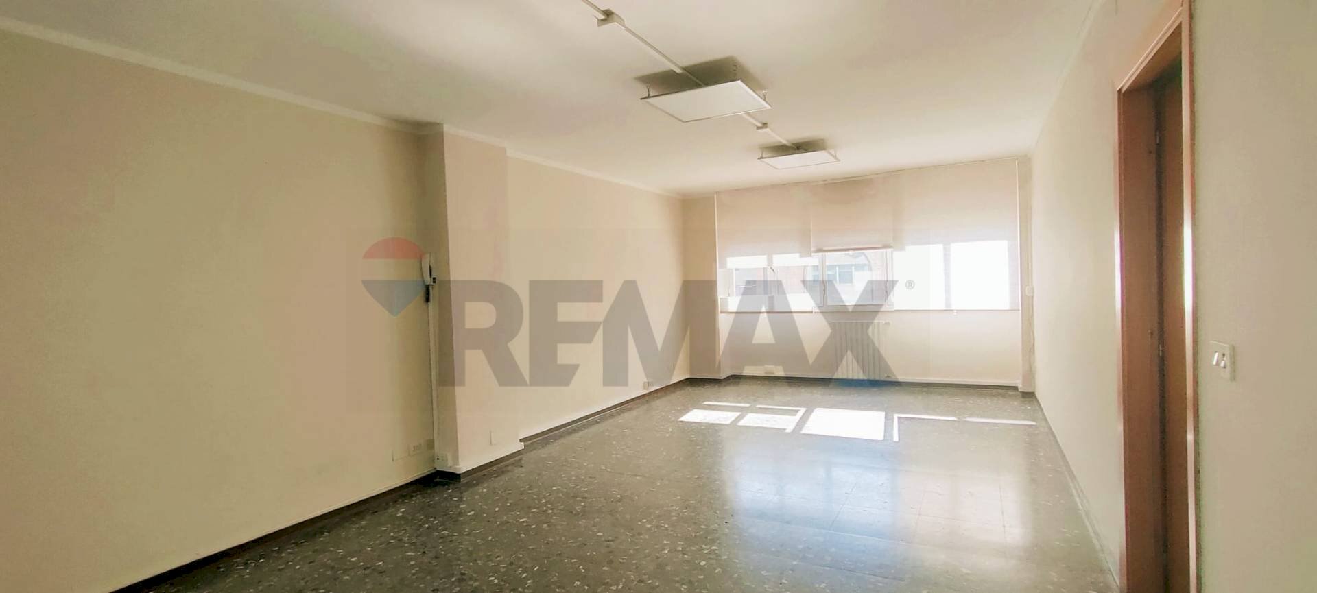 Sala direzionale - Ufficio Piazza della Libertà
 
22, San Giovanni Valdarno - foto 2