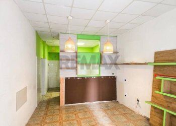 Stanza vuota - Negozio CORSO GIACOMO LEOPARDI
 
12, Cupramontana - foto 2